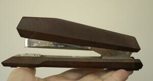 Vtg Mid Century FABER-CASTELL Sweden Isabergs Verkstads BAKELITE Stapler FC17